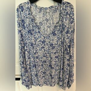 Old Navy Blue and White Floral Top